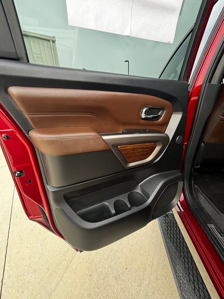 Used 2021 Nissan Titan Platinum Reserve w/ Moonroof Package image 12