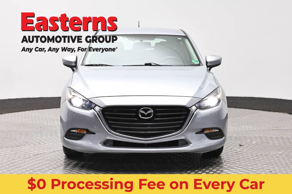 Used 2017 MAZDA MAZDA3 Sport FWD image 2