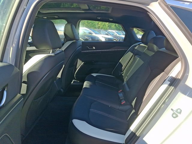 Used 2025 Kia K5 GT-Line w/ GT-Line Premium Package AWD/4WD image 17