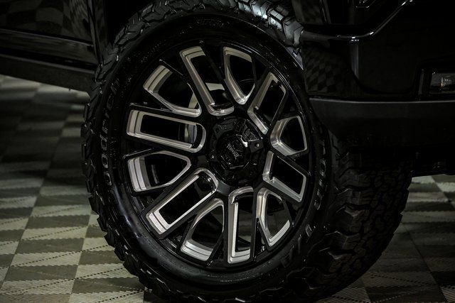 New 2026 GMC Sierra 1500 AT4 w/ Technology Package image 3