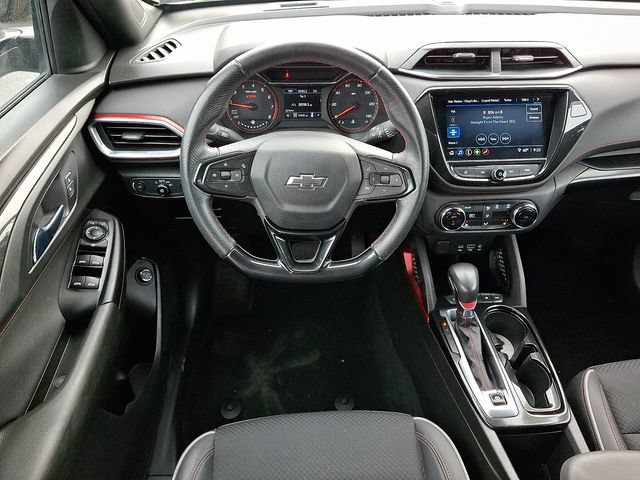 Used 2021 Chevrolet TrailBlazer RS w/ Sun and Liftgate Package AWD/4WD image 12