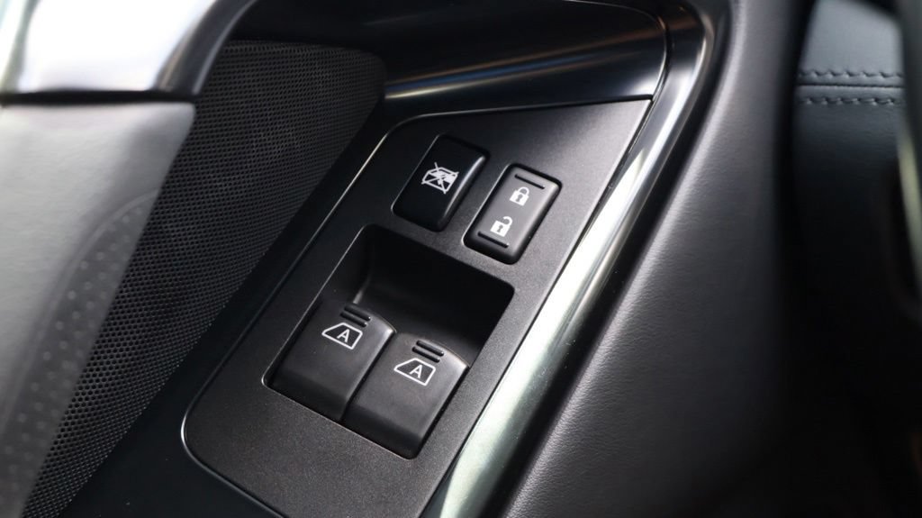 Used 2021 Nissan GT-R Premium AWD/4WD image 32