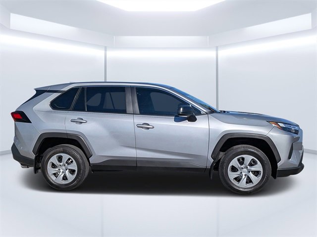 Used 2024 Toyota RAV4 LE image 2