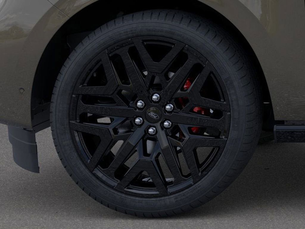 New 2026 Ford Expedition Platinum w/ Stealth Performance Package image 19