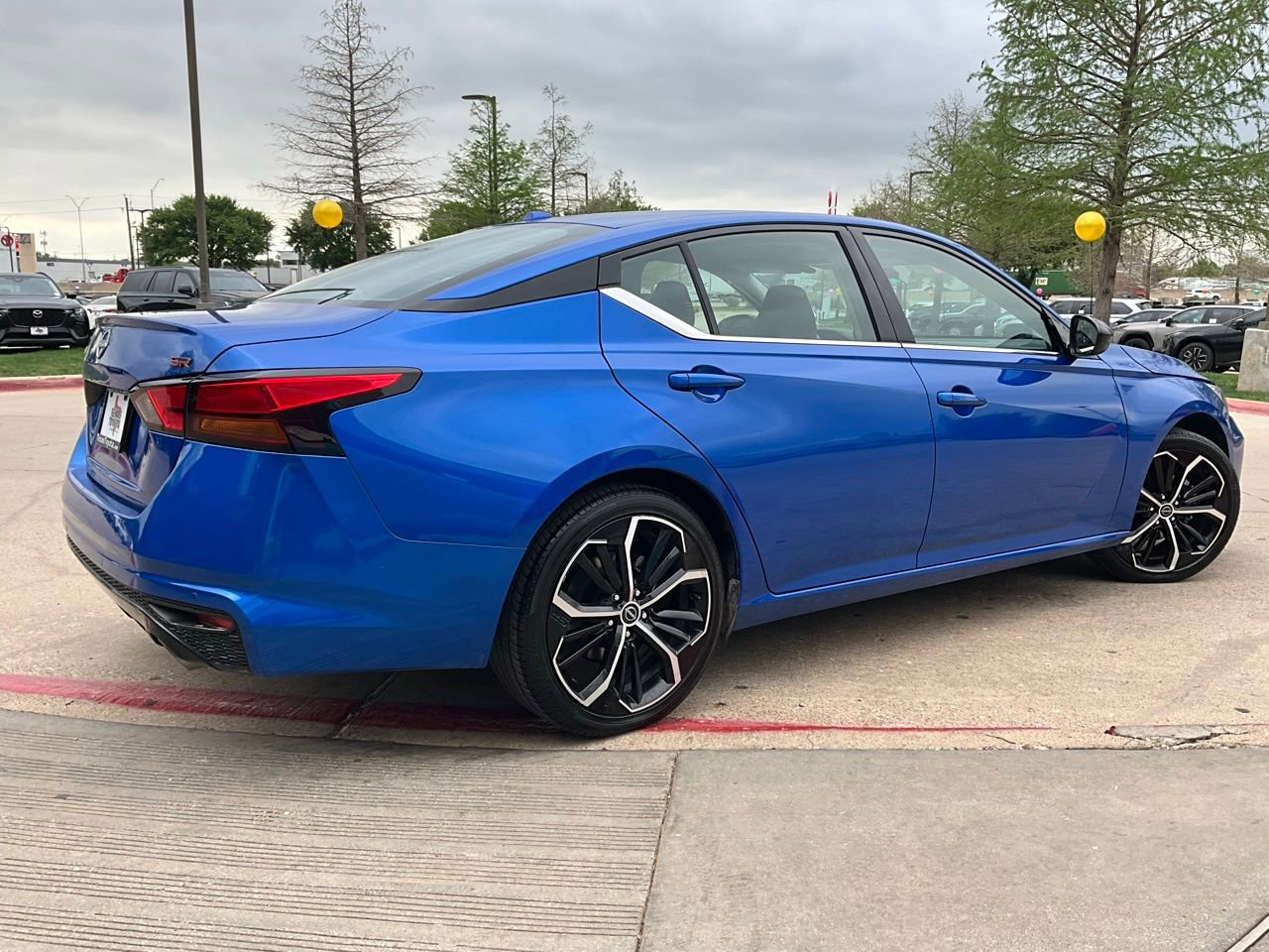 Used 2025 Nissan Altima 2.5 SR image 6