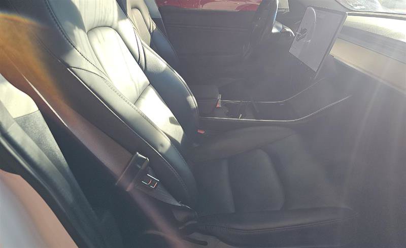 Used 2018 Tesla Model 3 Long Range AWD/4WD image 5