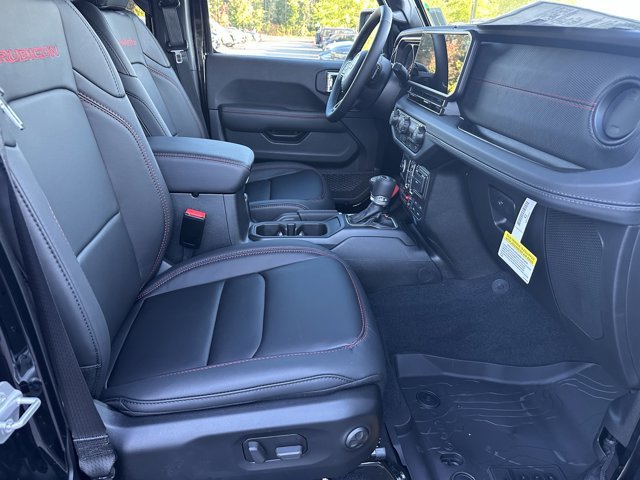 New 2026 Jeep Wrangler Unlimited Rubicon AWD/4WD image 13