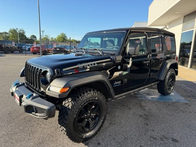 Used 2023 Jeep Wrangler Unlimited w/ Cold Weather Group AWD/4WD image 26