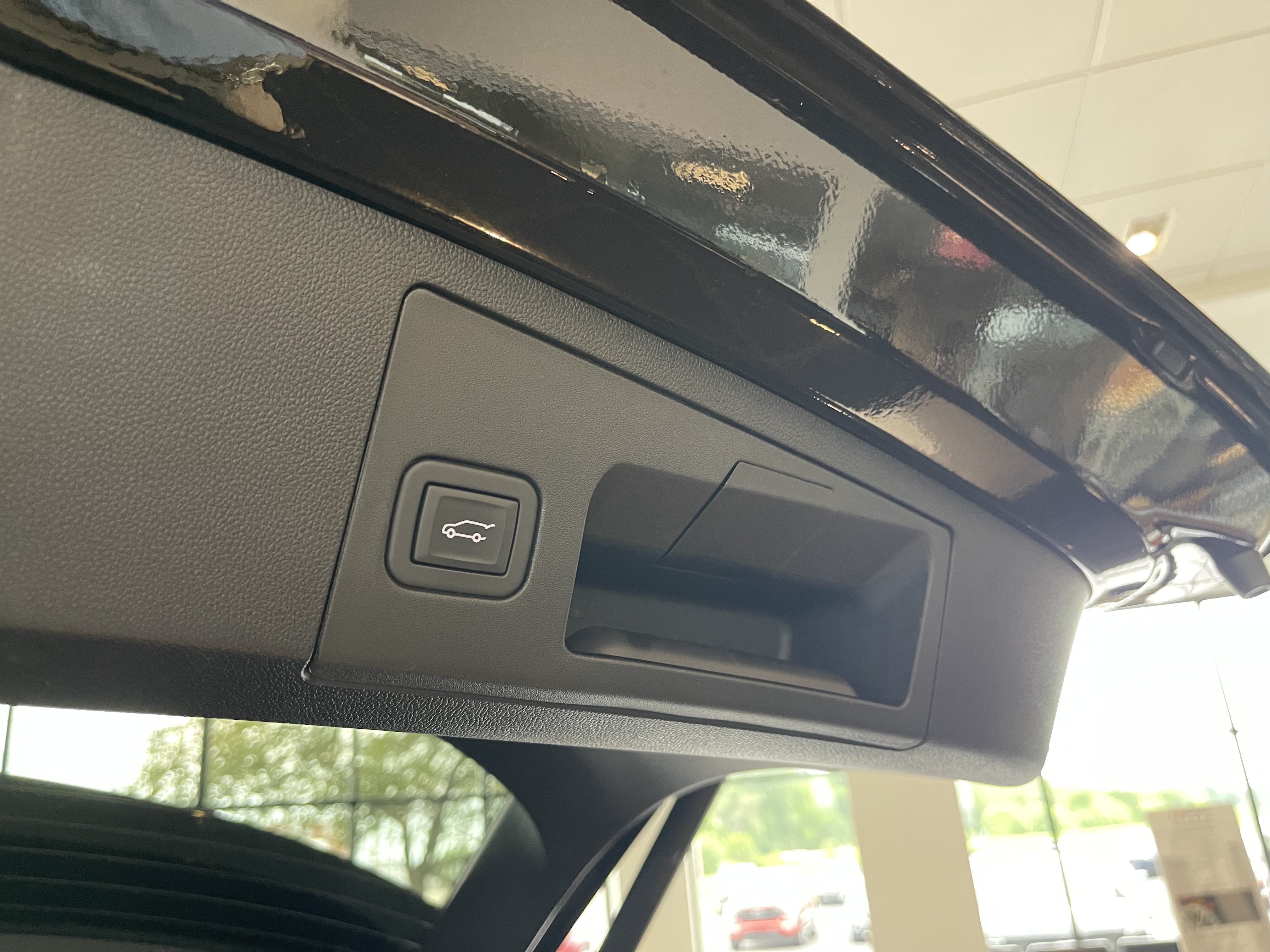 Certified 2024 Cadillac XT4 Sport AWD/4WD image 7