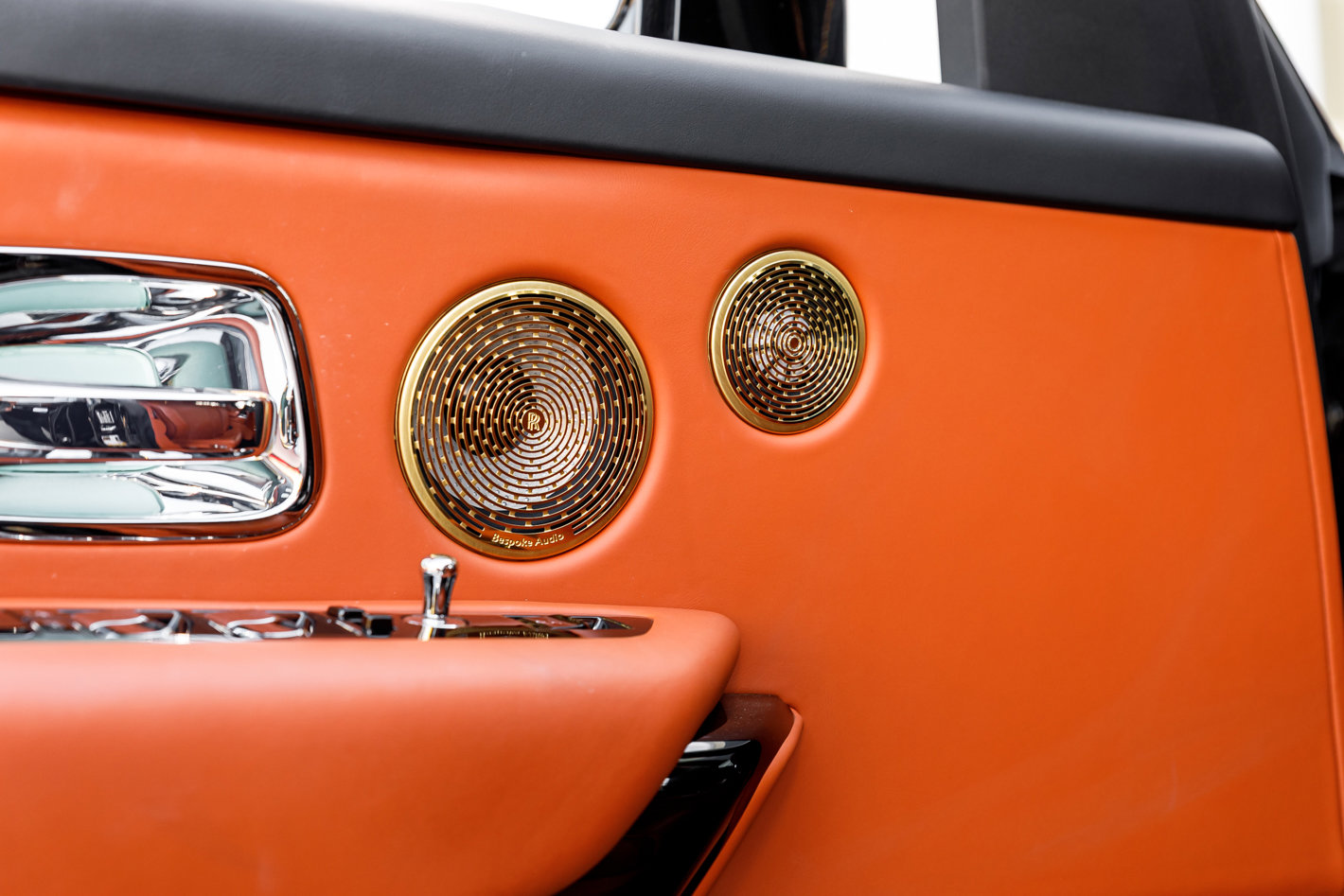 Used 2024 Rolls-Royce Cullinan Base w/ Cullinan Package image 27