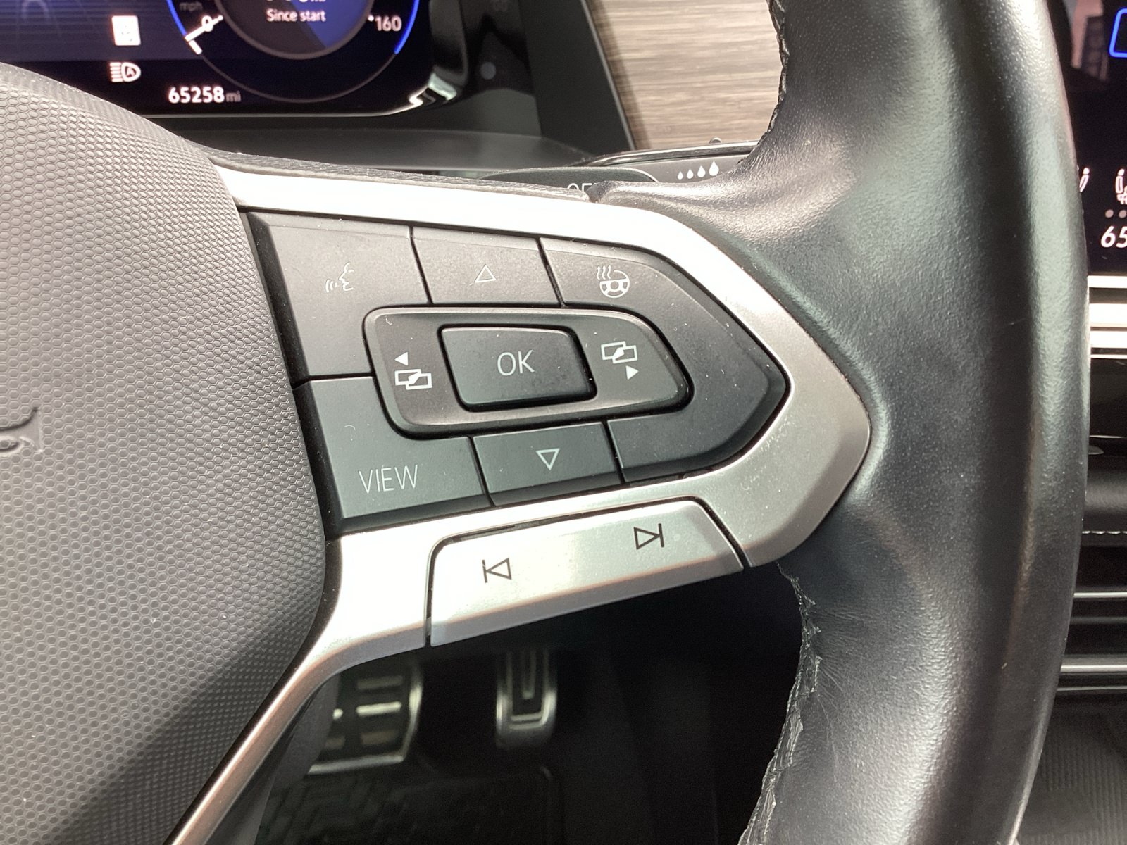 Used 2024 Volkswagen Atlas SEL Premium R-Line AWD/4WD image 20