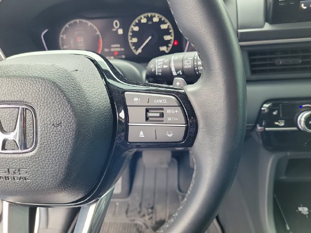 Used 2025 Honda Pilot EX-L image 23