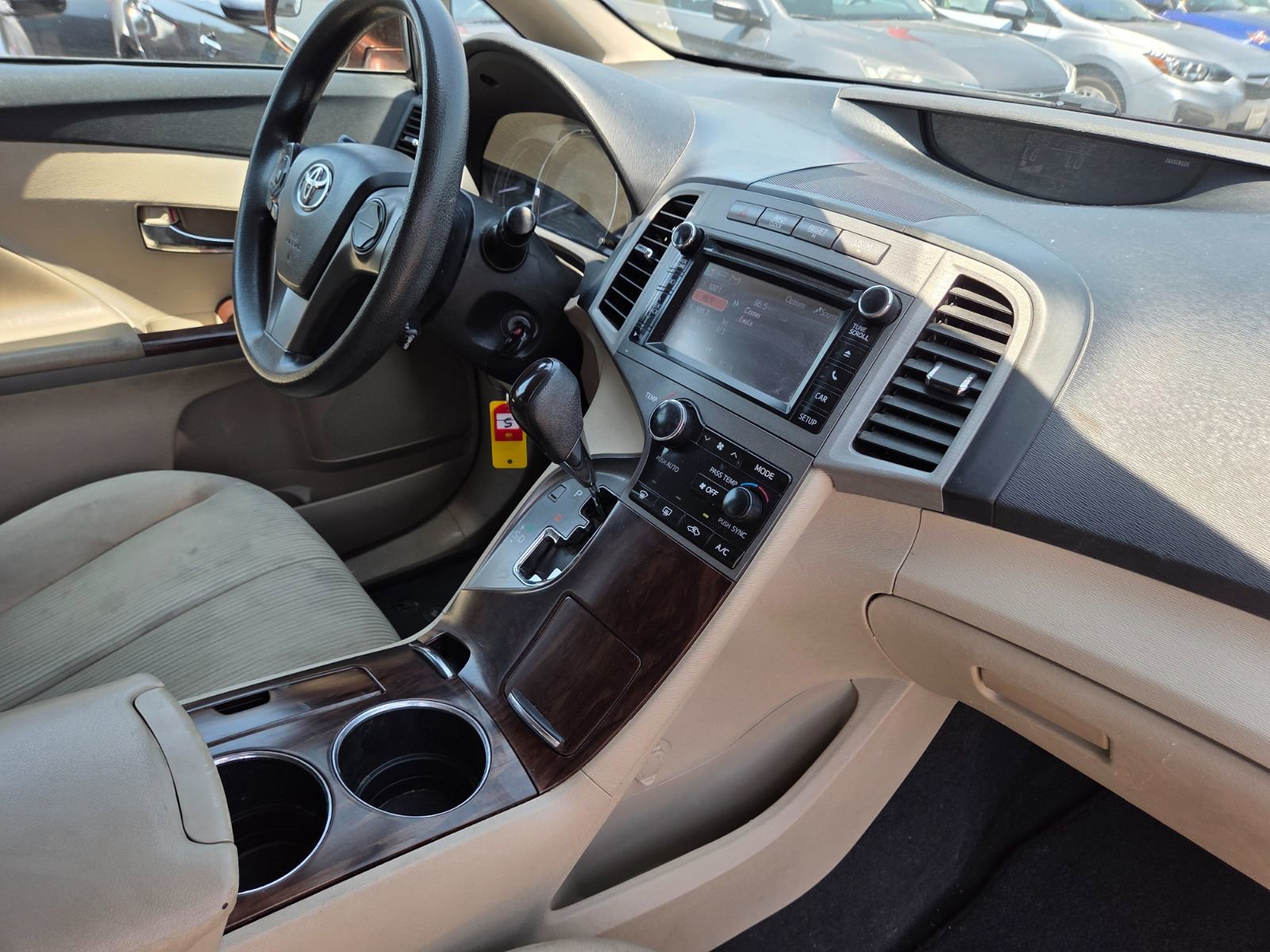 Used 2013 Toyota Venza LE AWD/4WD image 16