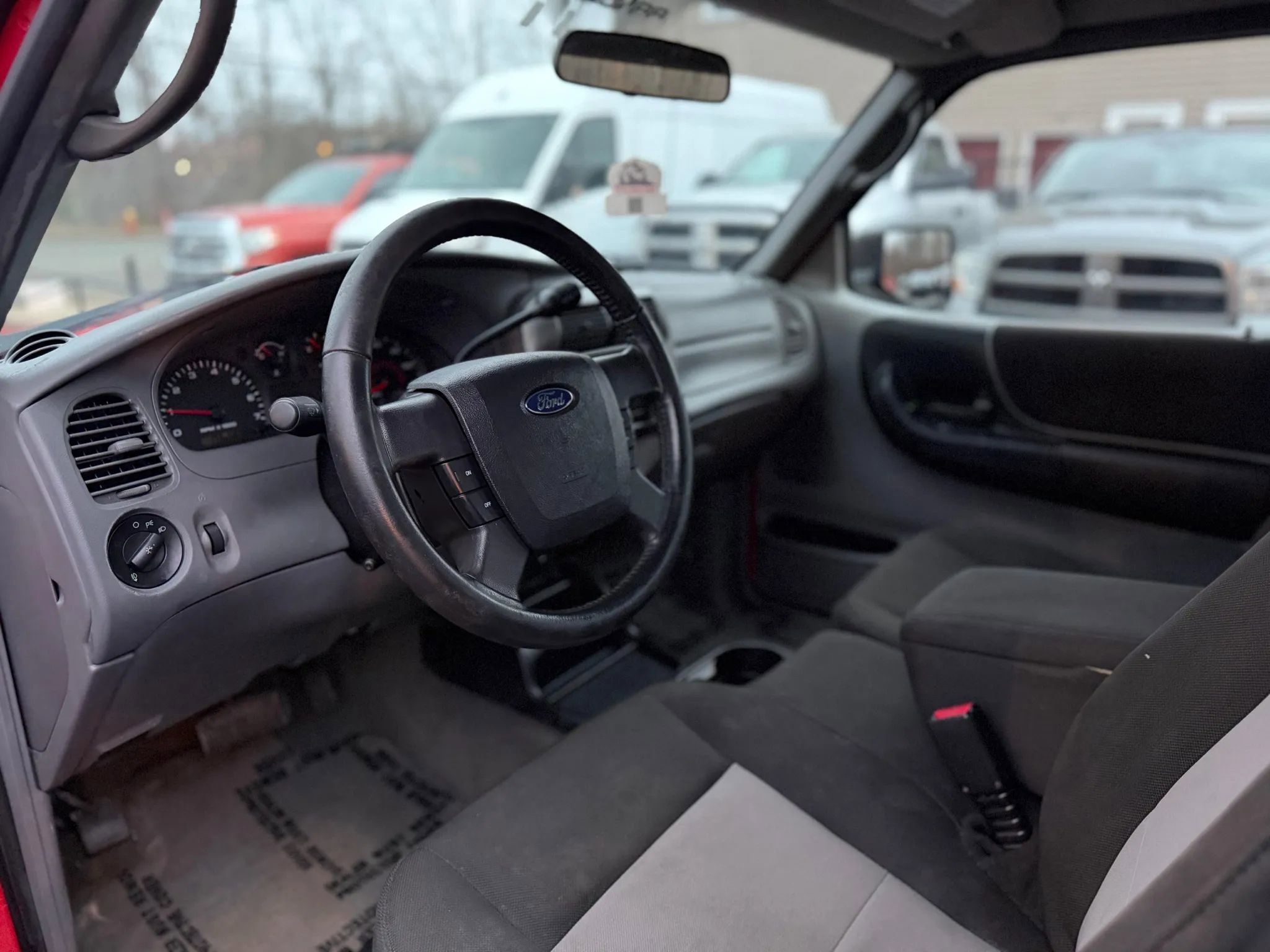 Used 2009 Ford Ranger XLT image 9