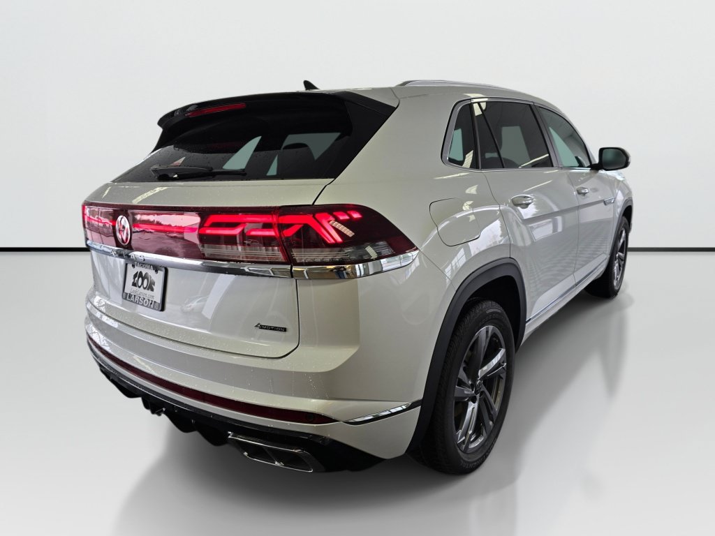 New 2024 Volkswagen Atlas Cross Sport SEL R-Line AWD/4WD image 3