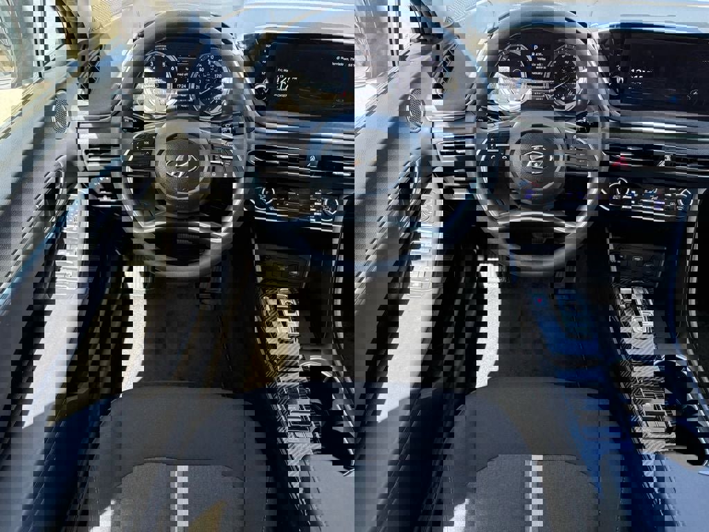 Used 2023 Hyundai Sonata SEL image 17