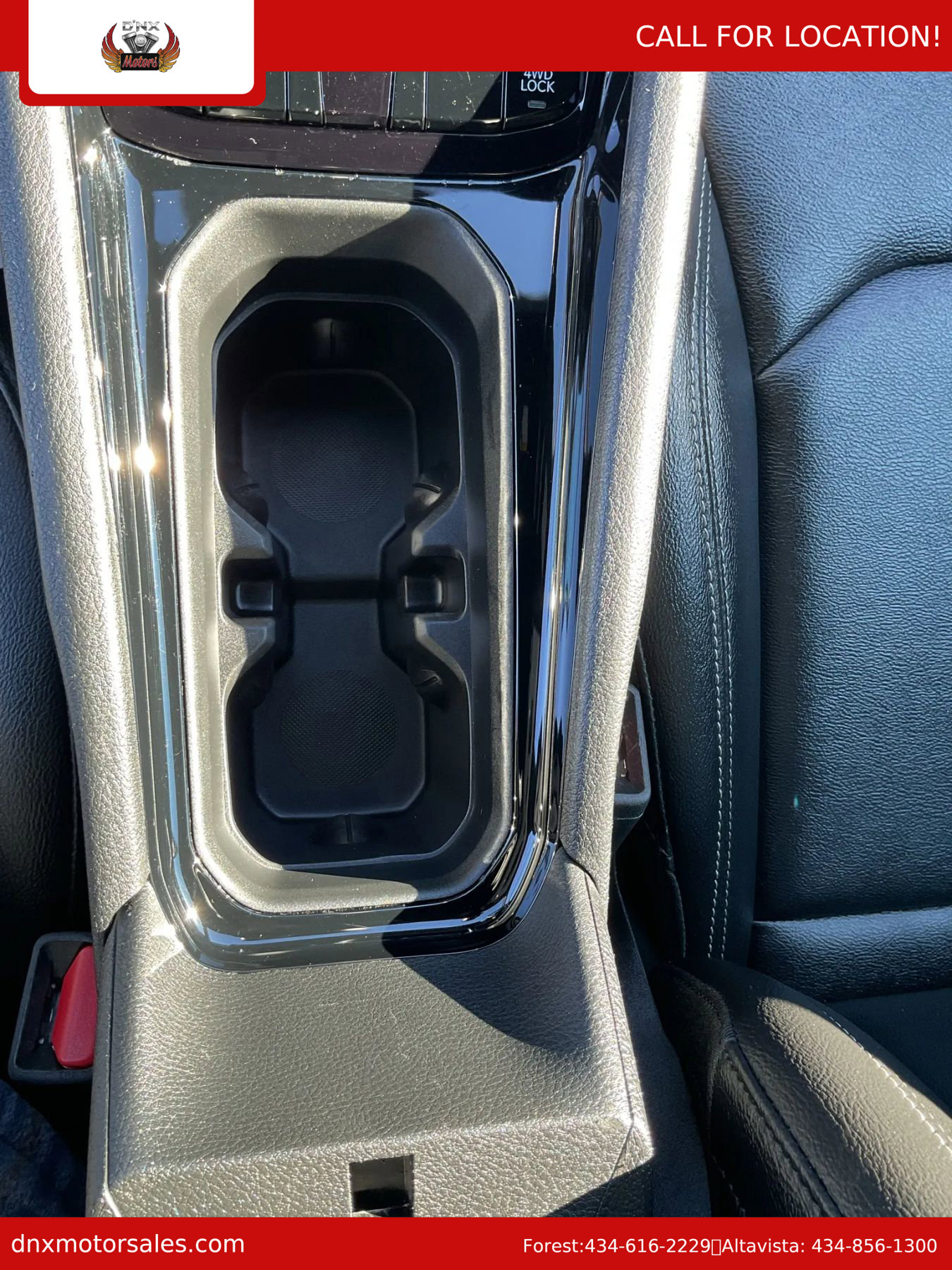 Used 2025 Jeep Compass Limited image 37