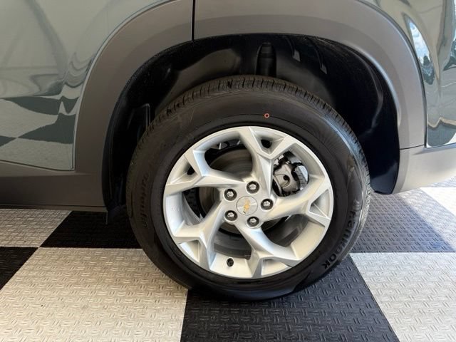 New 2026 Chevrolet Trax LS w/ LS Convenience Package FWD image 10