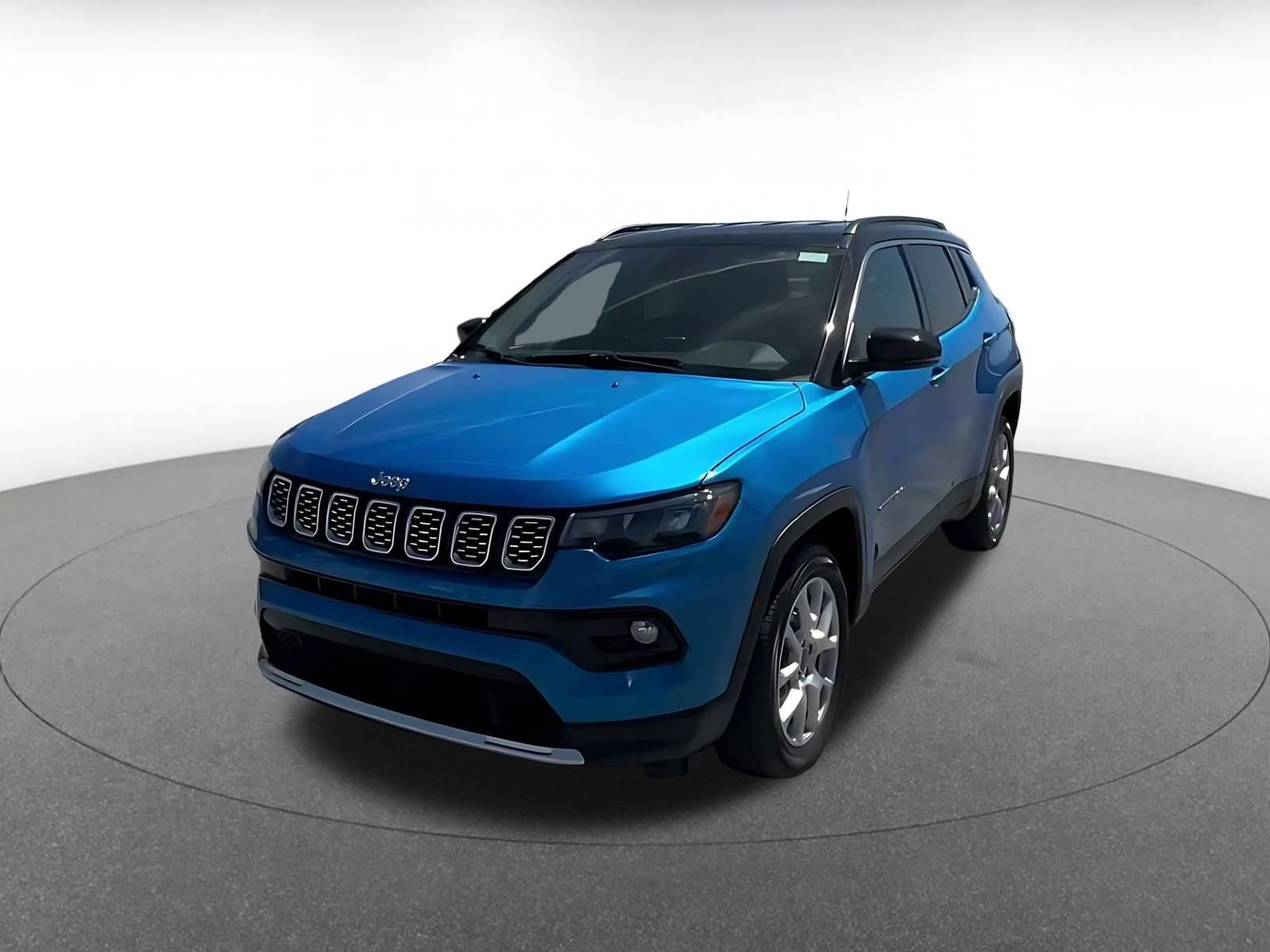 Used 2025 Jeep Compass Limited AWD/4WD image 7
