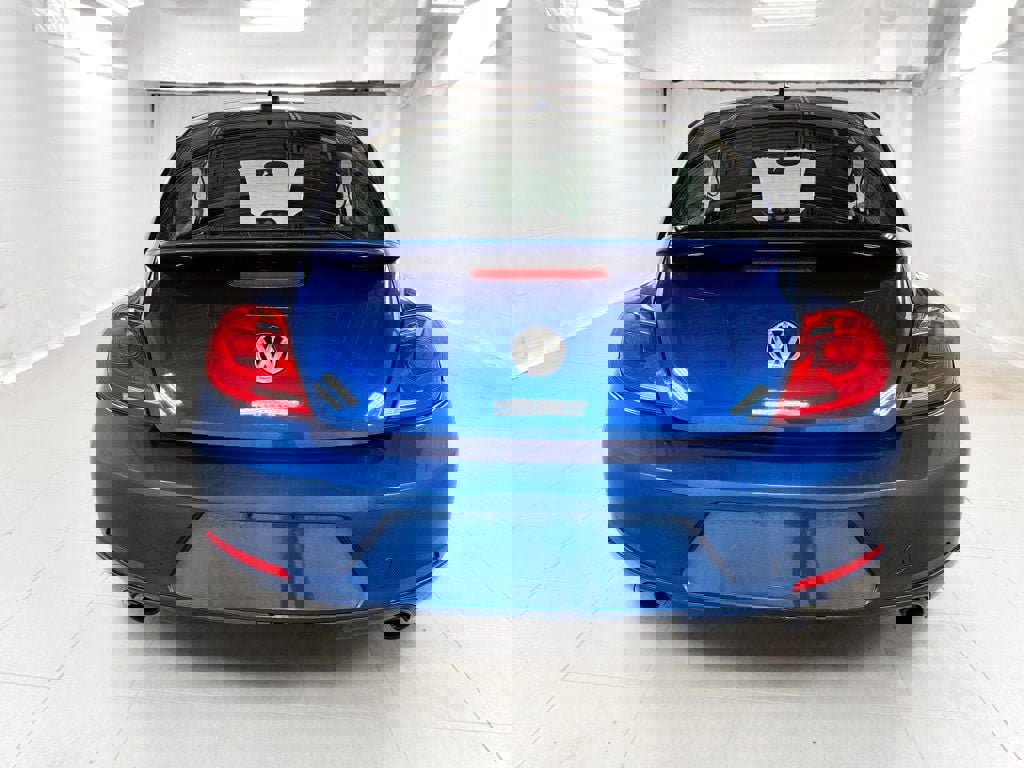 Used 2013 Volkswagen Beetle 2.0T FWD image 5