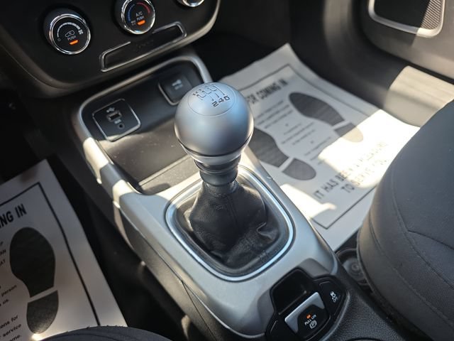 Used 2017 Jeep Compass Sport FWD image 27