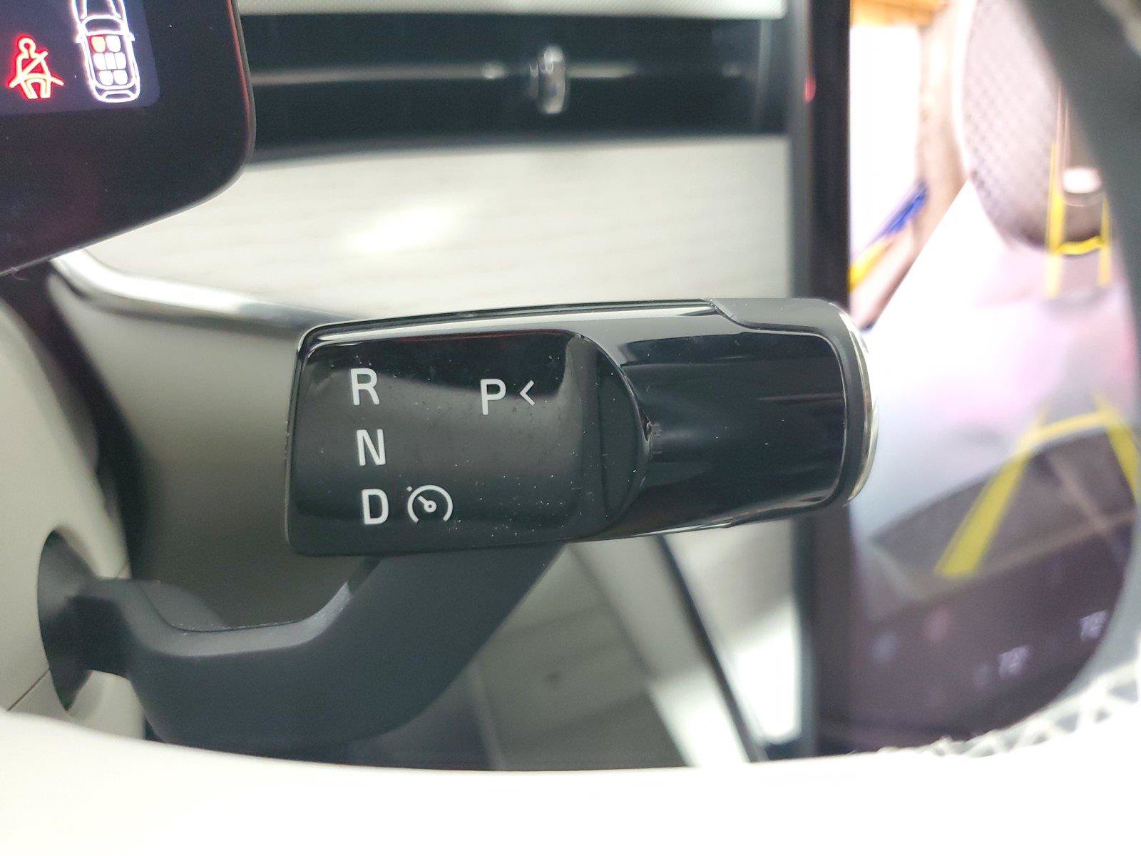 Used 2025 Volvo EX90 Ultra AWD/4WD image 31