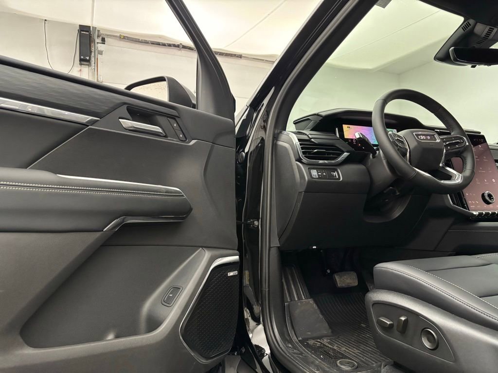 New 2026 GMC Acadia Elevation w/ Elevation Premium Package image 17