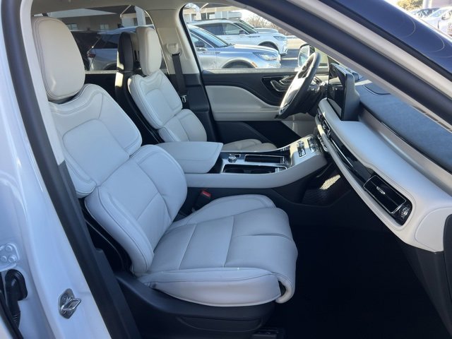 New 2026 Lincoln Aviator Reserve w/ Luxury Package image 20