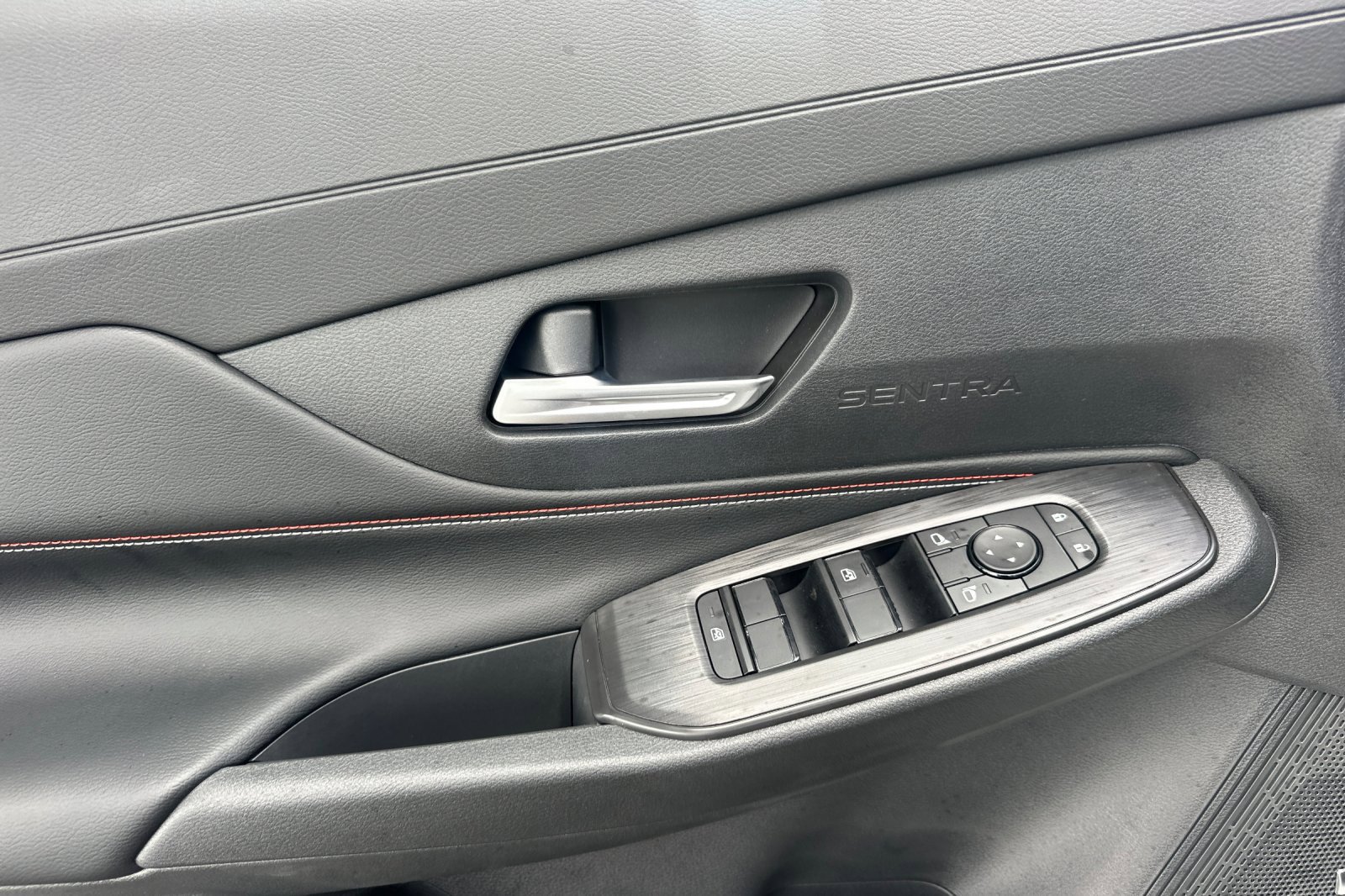 New 2027 Nissan Sentra SR w/ SR Premium Package FWD image 12
