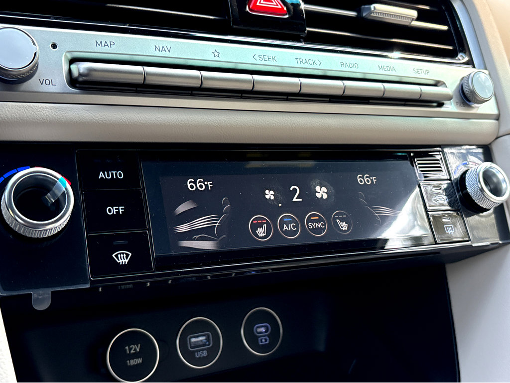 New 2026 Genesis G70 2.5T image 13