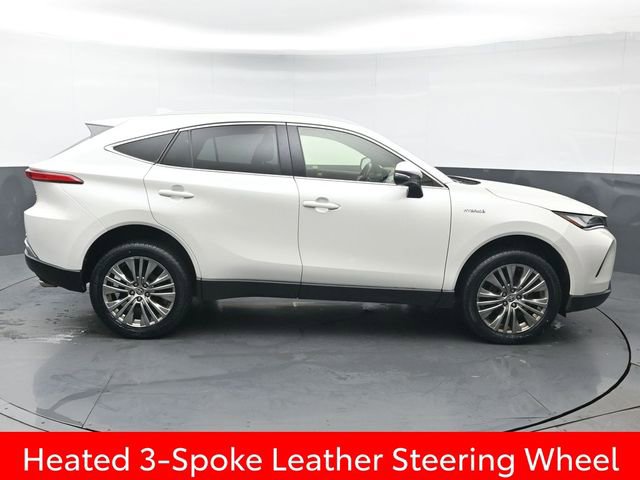 Certified 2021 Toyota Venza XLE image 8