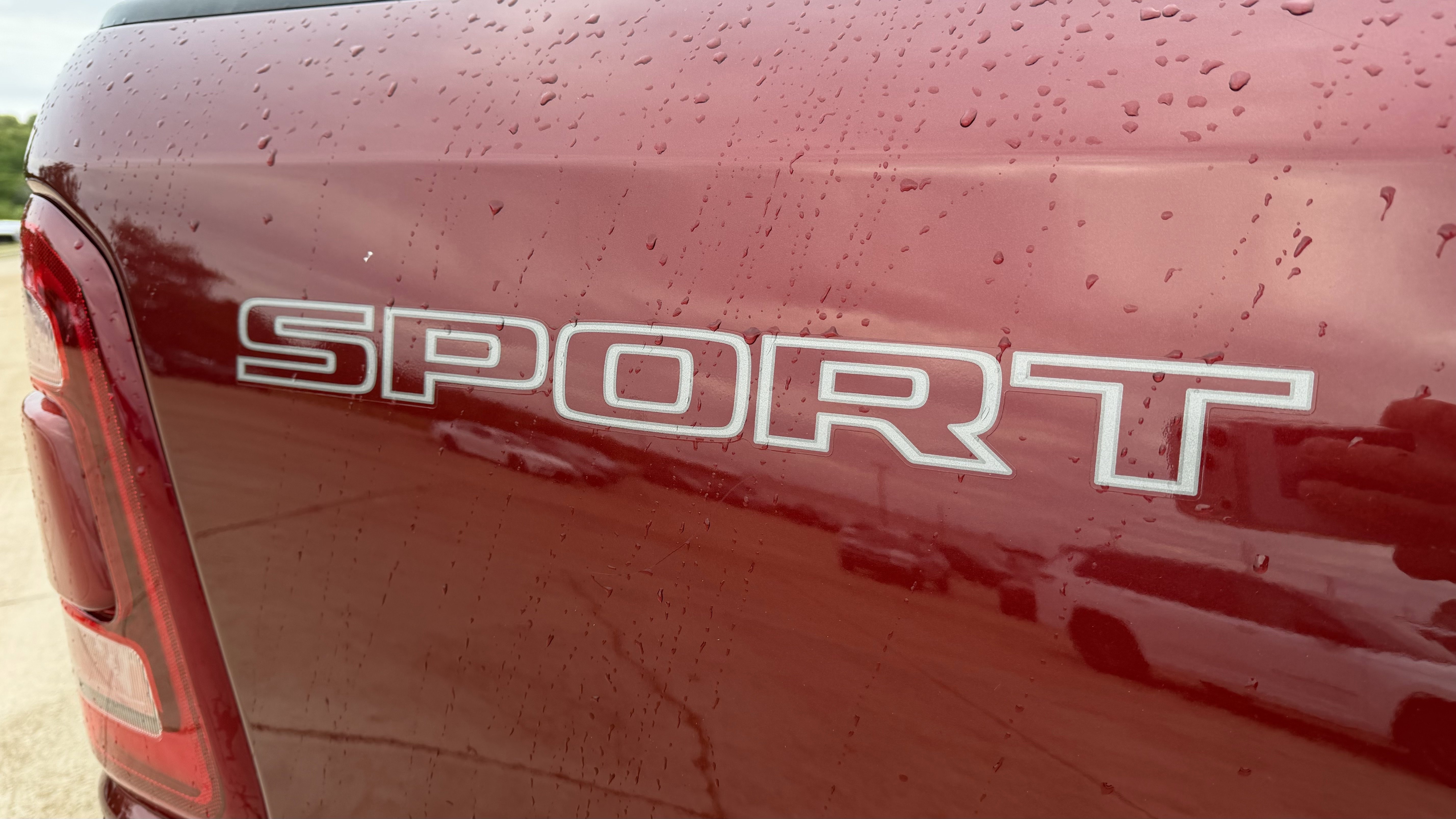 Used 2022 RAM 1500 Laramie w/ Sport Appearance Package AWD/4WD image 14
