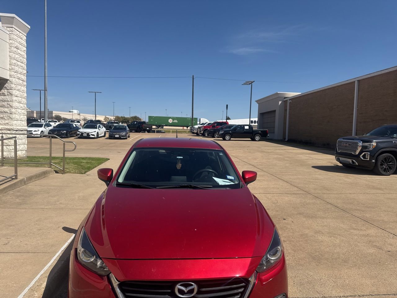 Used 2017 MAZDA MAZDA3 Sport image 2