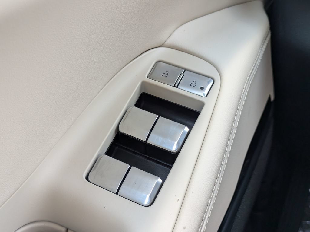 New 2027 Lincoln Navigator Reserve AWD/4WD image 27