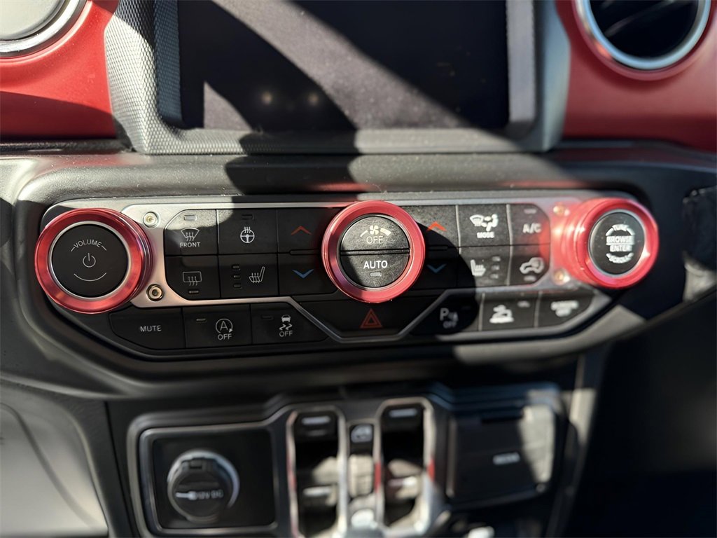 Used 2021 Jeep Gladiator Rubicon w/ Dual Top Group image 30