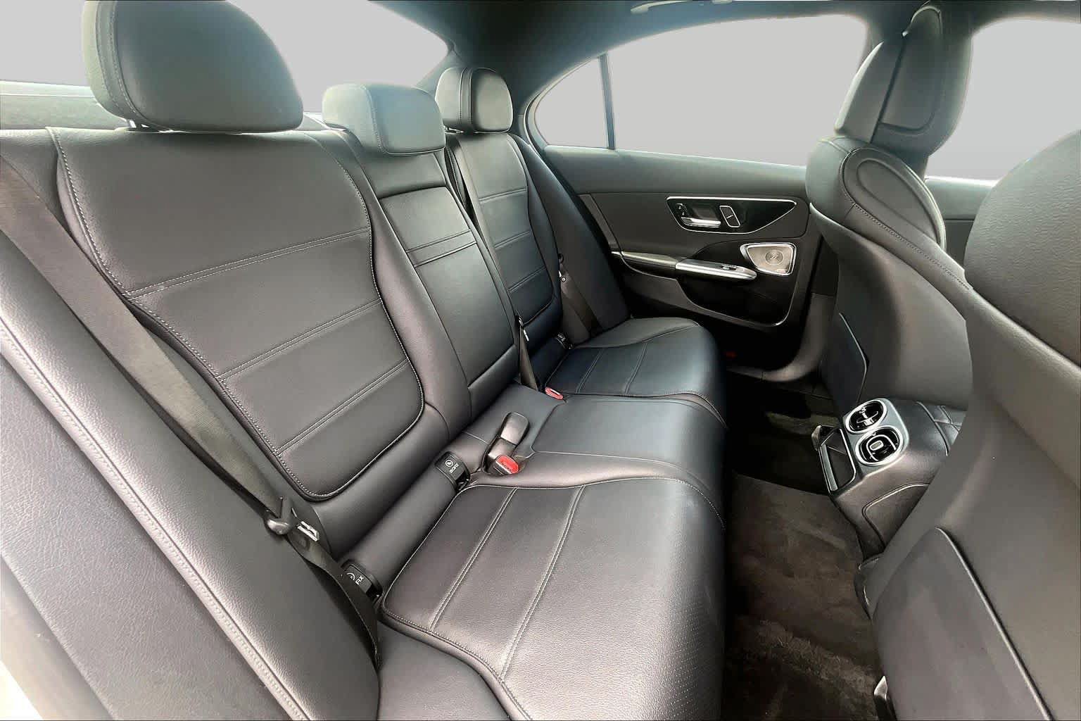 Used 2024 Mercedes-Benz C 300 4MATIC Sedan w/ Exclusive Trim Package image 18