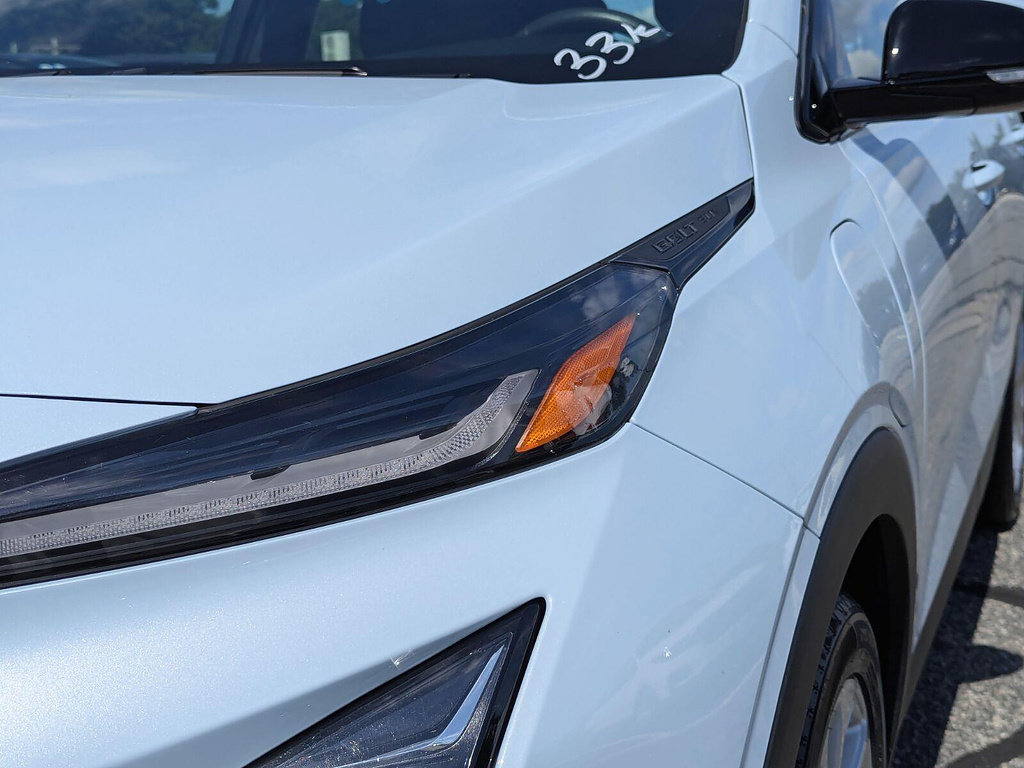 Certified 2023 Chevrolet Bolt EUV LT FWD image 51