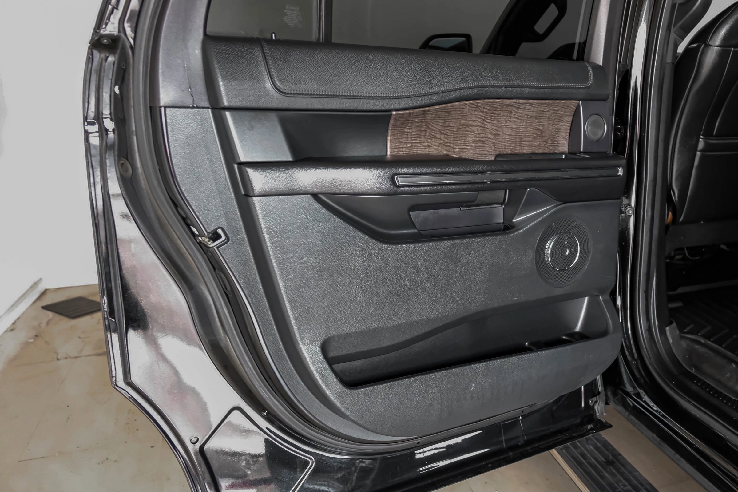 Used 2018 Ford Expedition Max Limited w/ Equipment Group 302A image 44