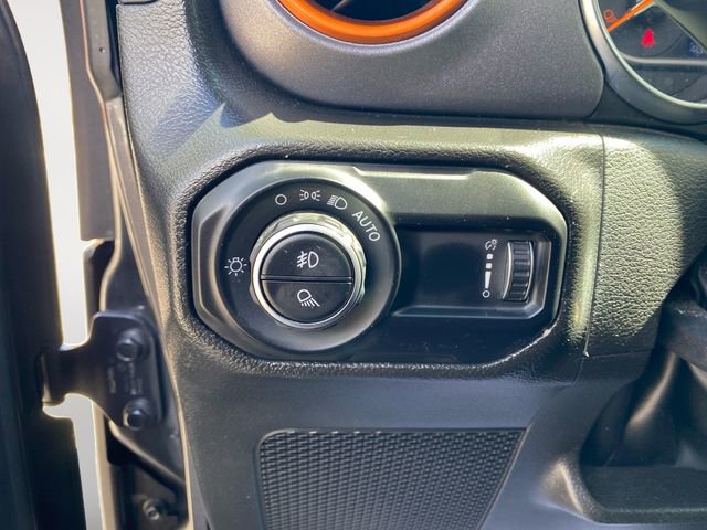 Used 2023 Jeep Gladiator Mojave w/ Trailer Tow Package image 18