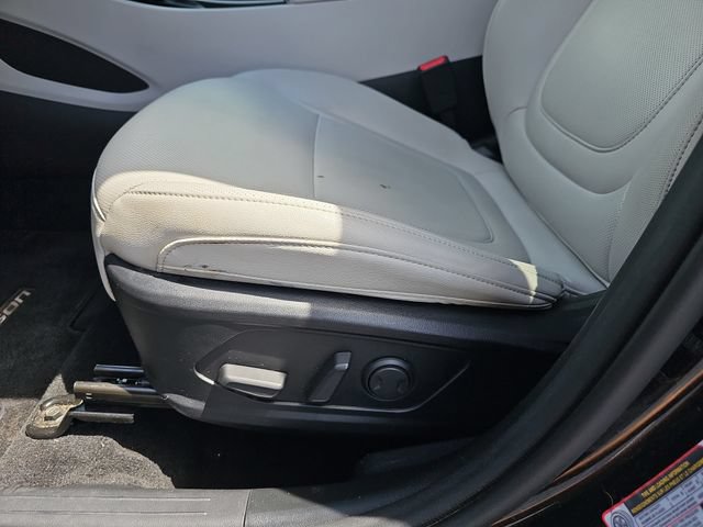 Used 2023 Hyundai Tucson SEL w/ Convenience Package FWD image 17
