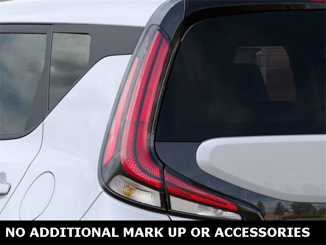 New 2025 Kia Soul LX image 11