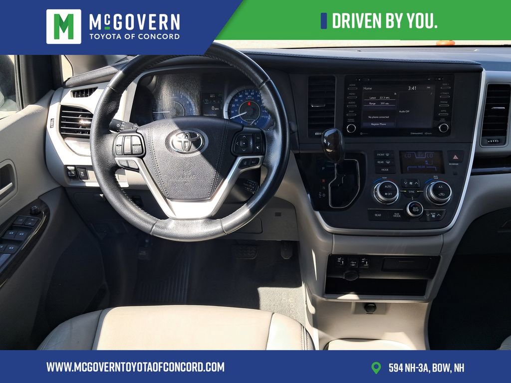 Used 2020 Toyota Sienna XLE w/ Carpet Mat Package AWD/4WD image 12