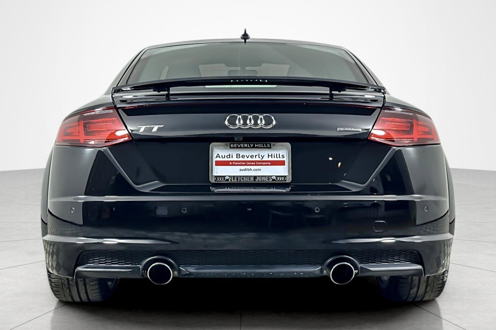 Used 2022 Audi TT 2.0T w/ 19" Wheel Package image 4