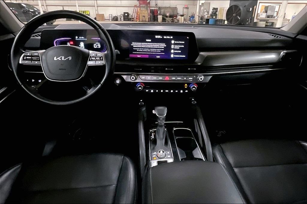 Used 2025 Kia Telluride S image 14