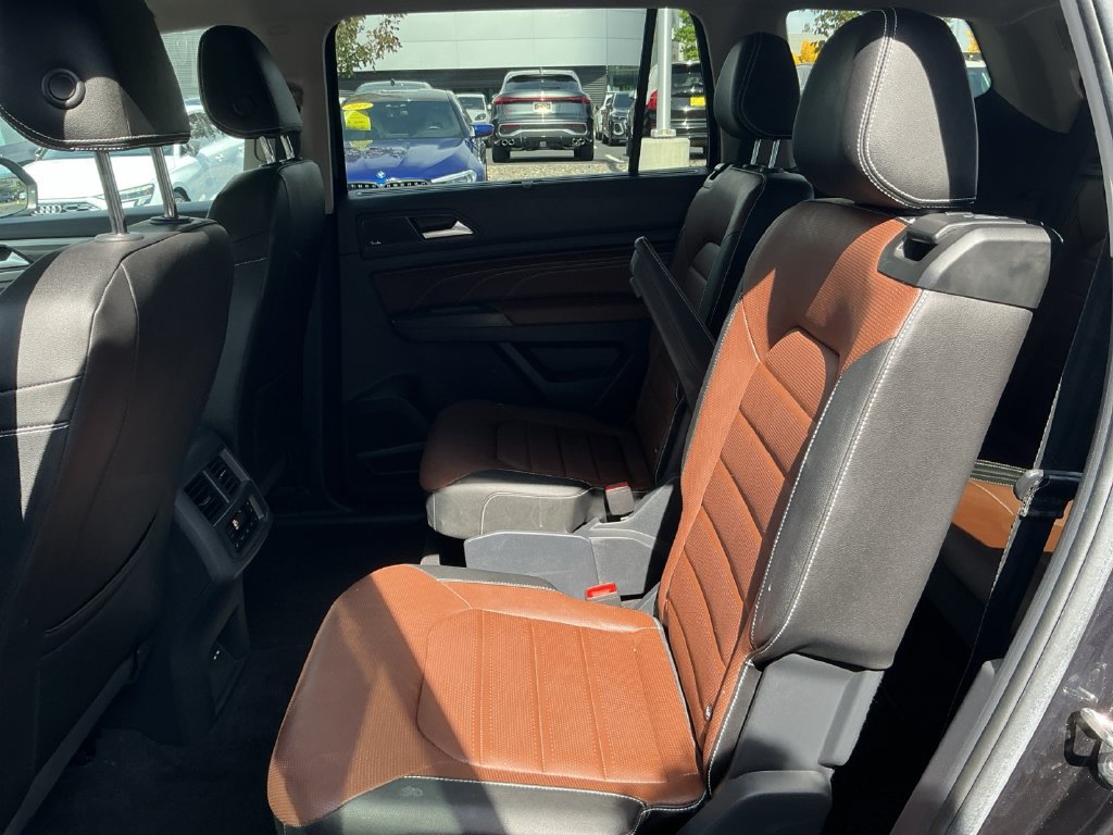 Used 2023 Volkswagen Atlas SEL Premium AWD/4WD image 22
