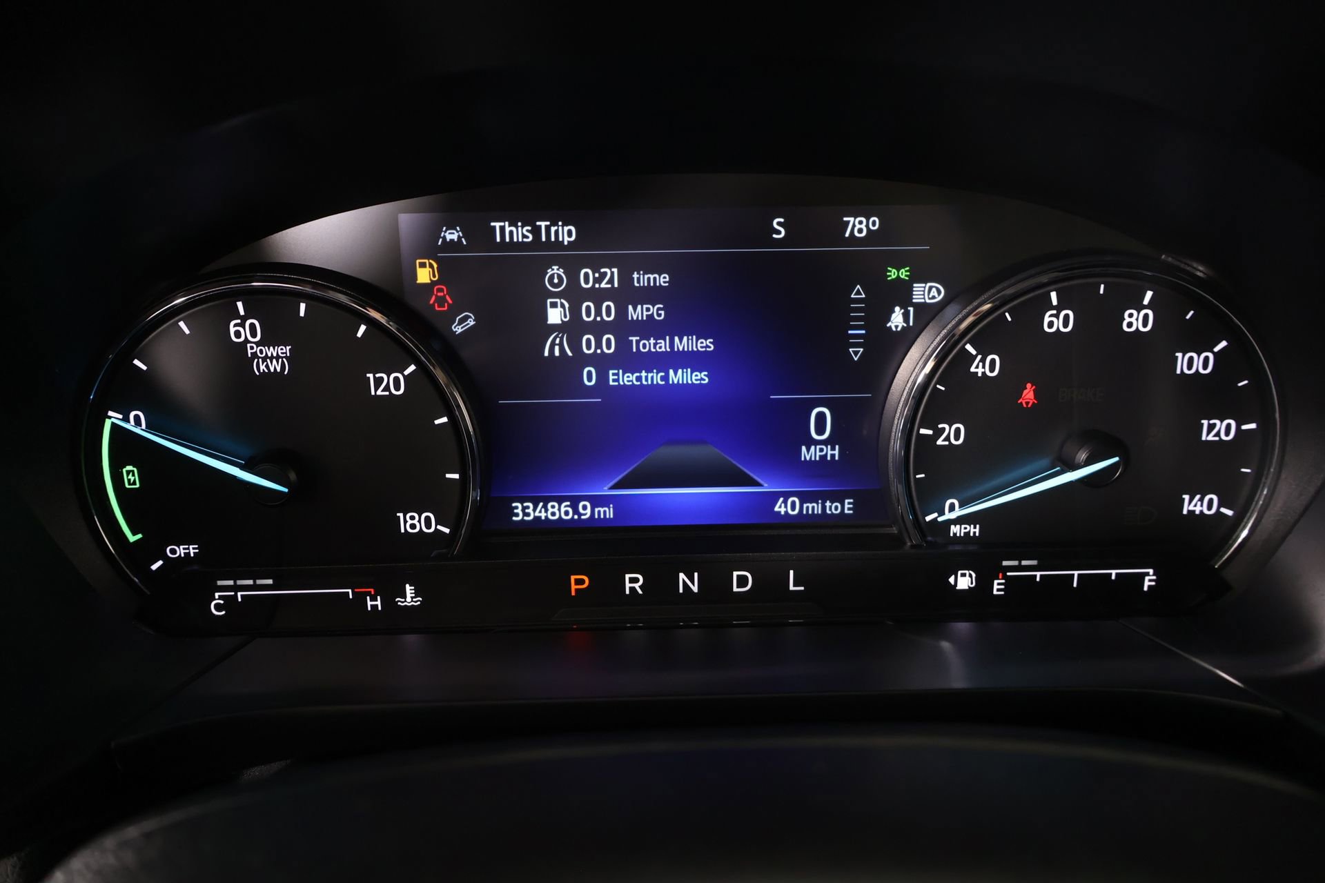 Used 2022 Ford Escape SE FWD image 4