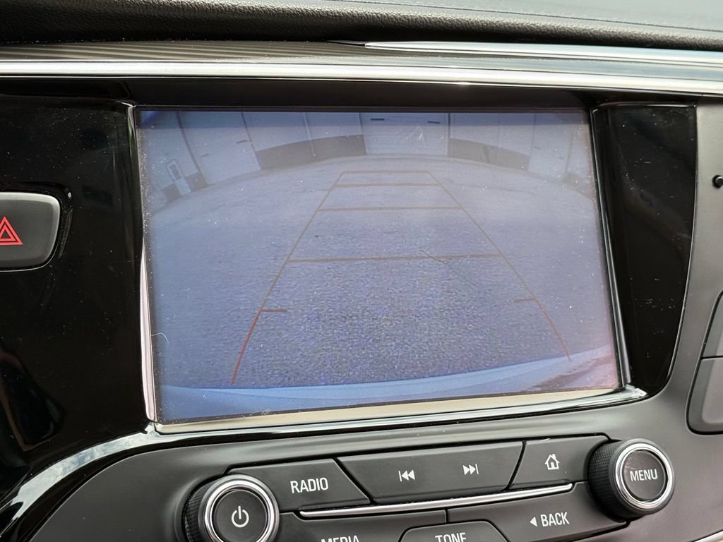 Used 2020 Buick Envision Essence FWD image 20