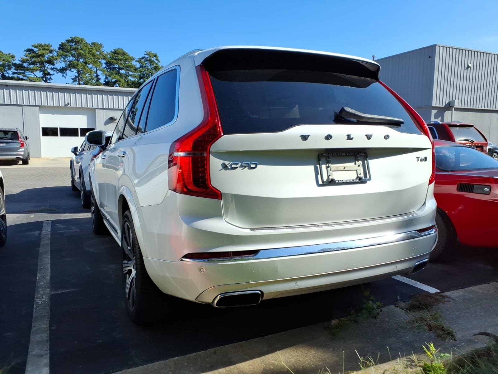 Used 2021 Volvo XC90 T6 Inscription w/ Climate Package AWD/4WD image 5