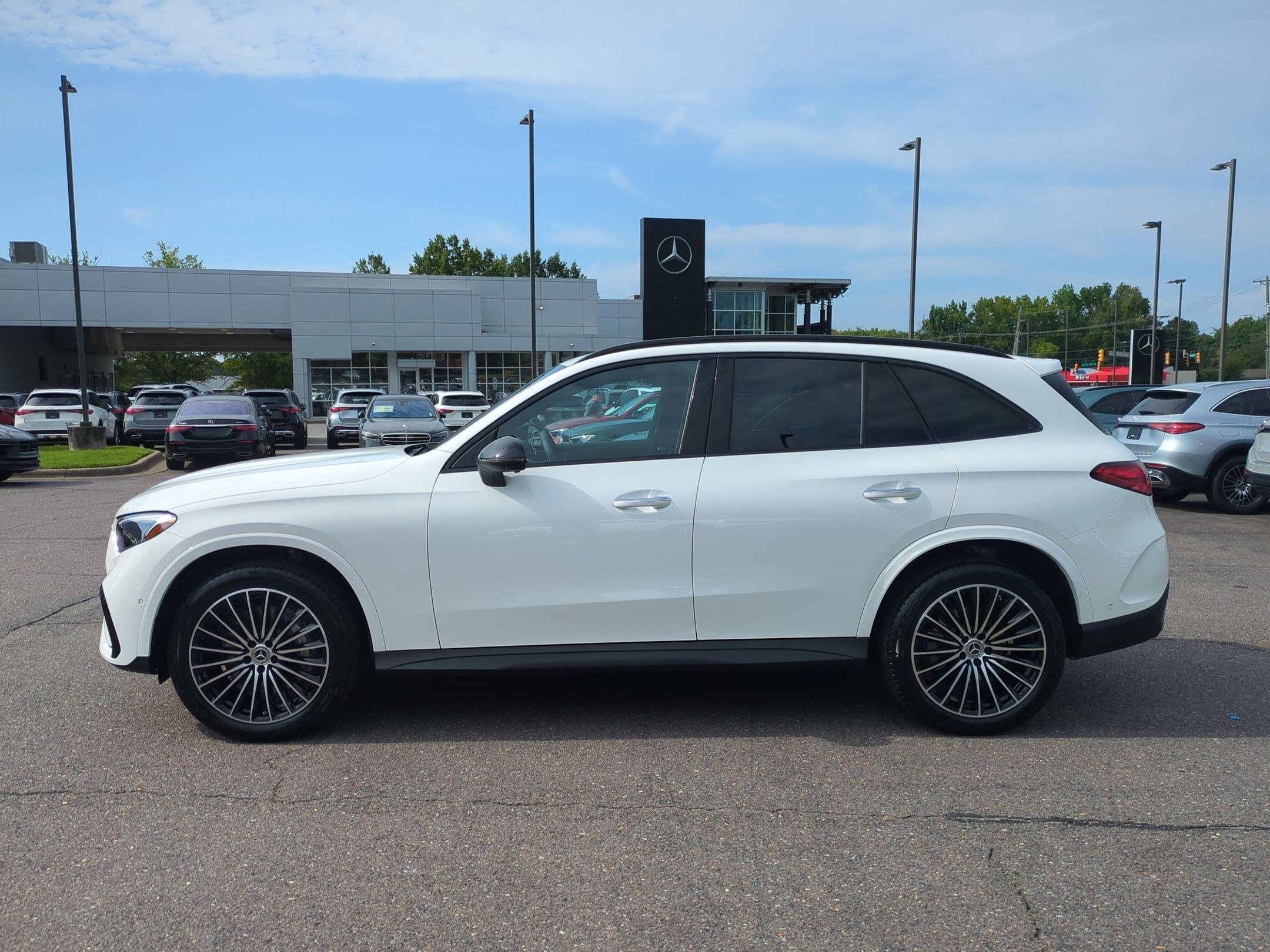 Certified 2026 Mercedes-Benz GLC 300 4MATIC image 6
