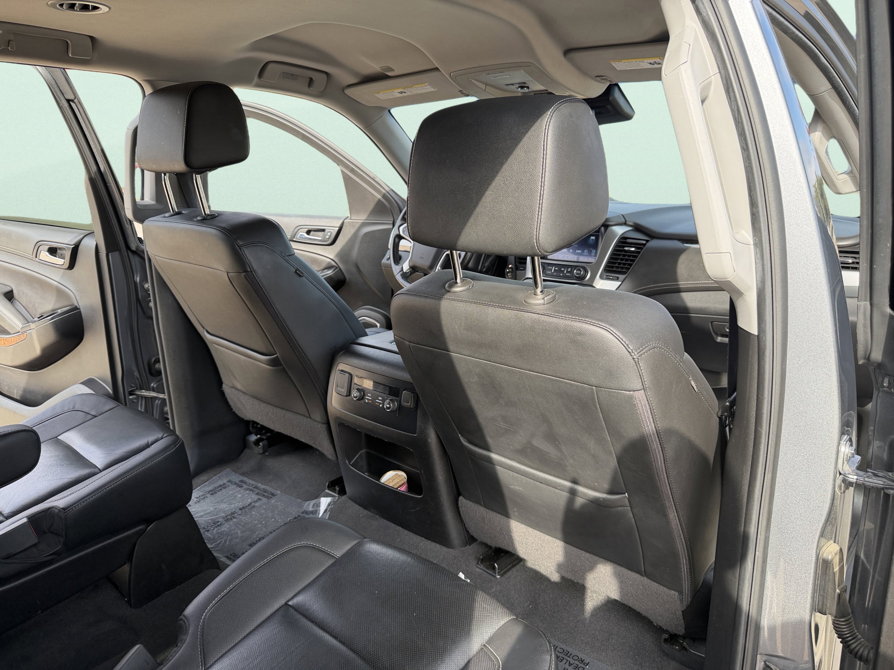 Used 2020 Chevrolet Suburban Premier image 38